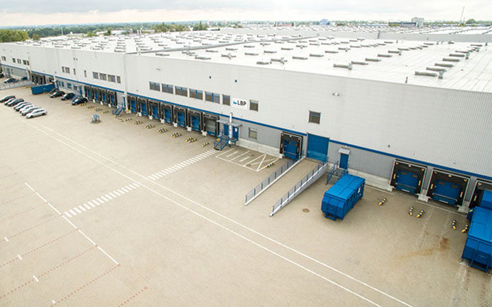magazyn-logistyczny Jak obniżyć koszty magazynowania
